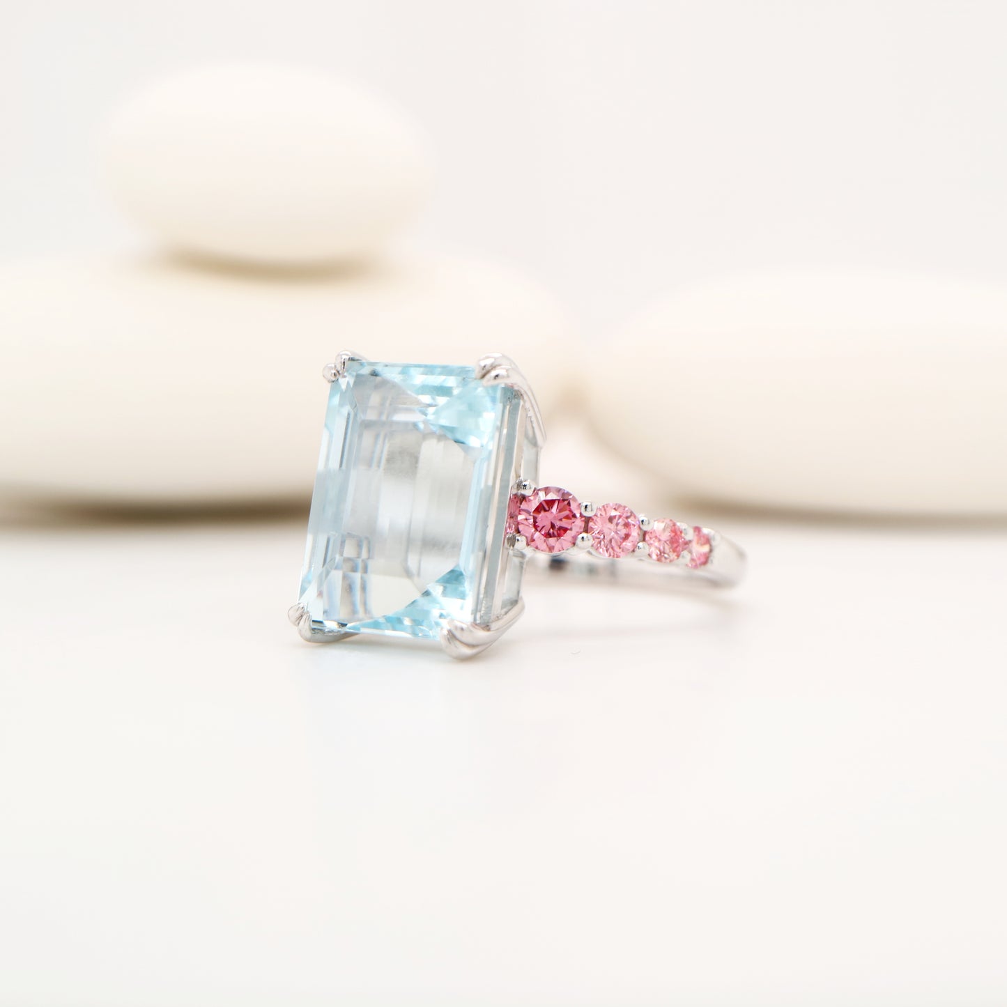 7.16ct Aquamarine with LG pink diamonds in platinum with Euro shank