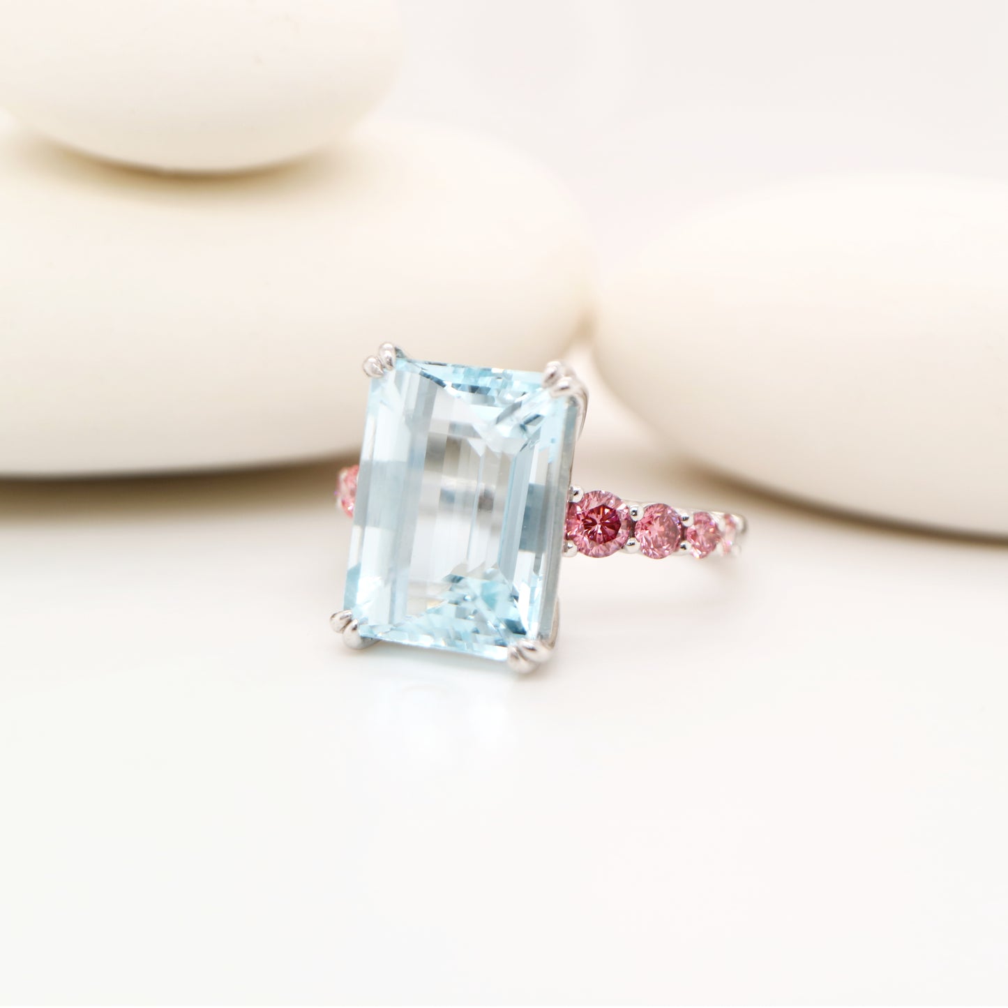7.16ct Aquamarine with LG pink diamonds in platinum with Euro shank