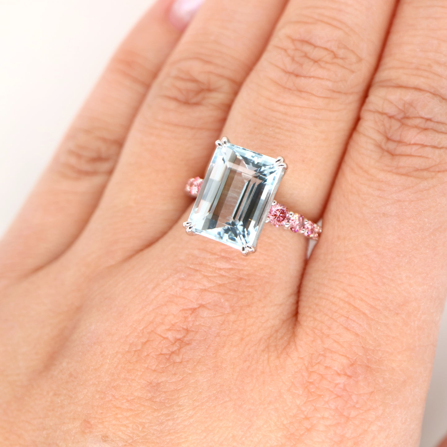 7.16ct Aquamarine with LG pink diamonds in platinum with Euro shank