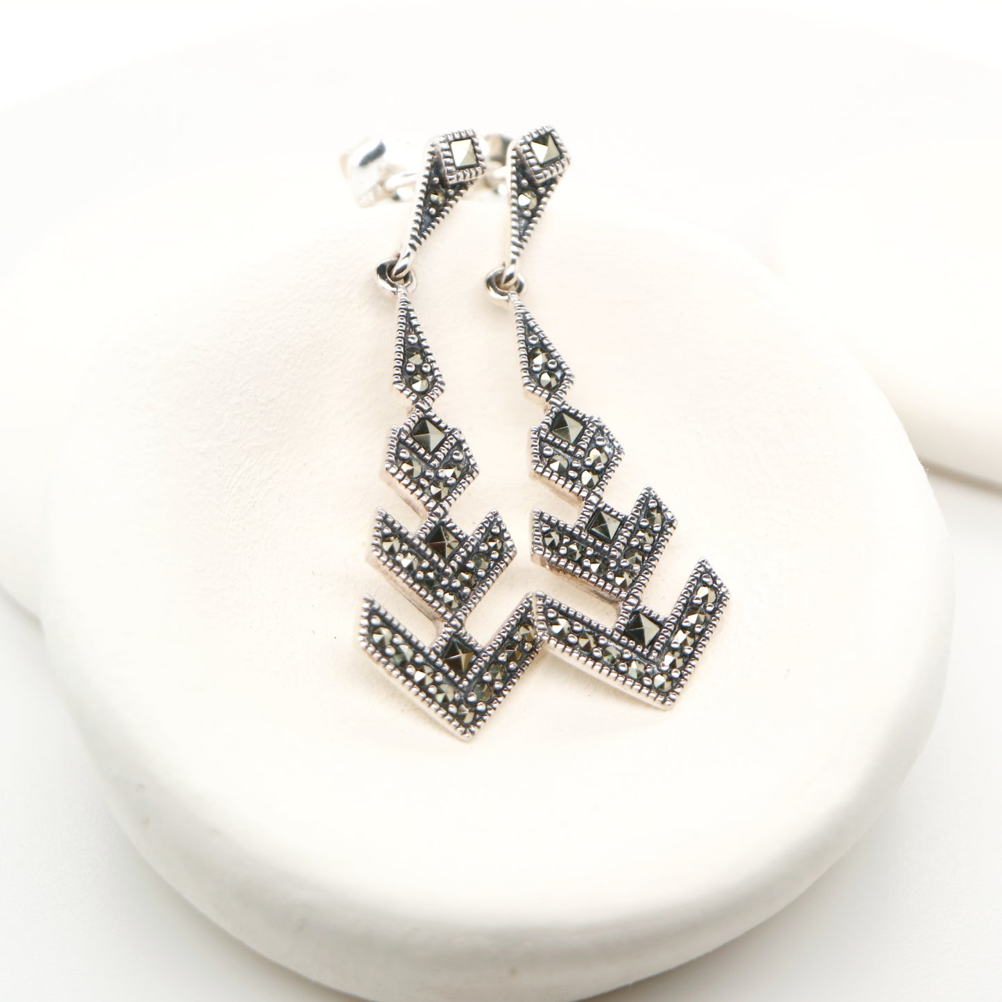 Art deco drop earrings in marcasite in sterling silver