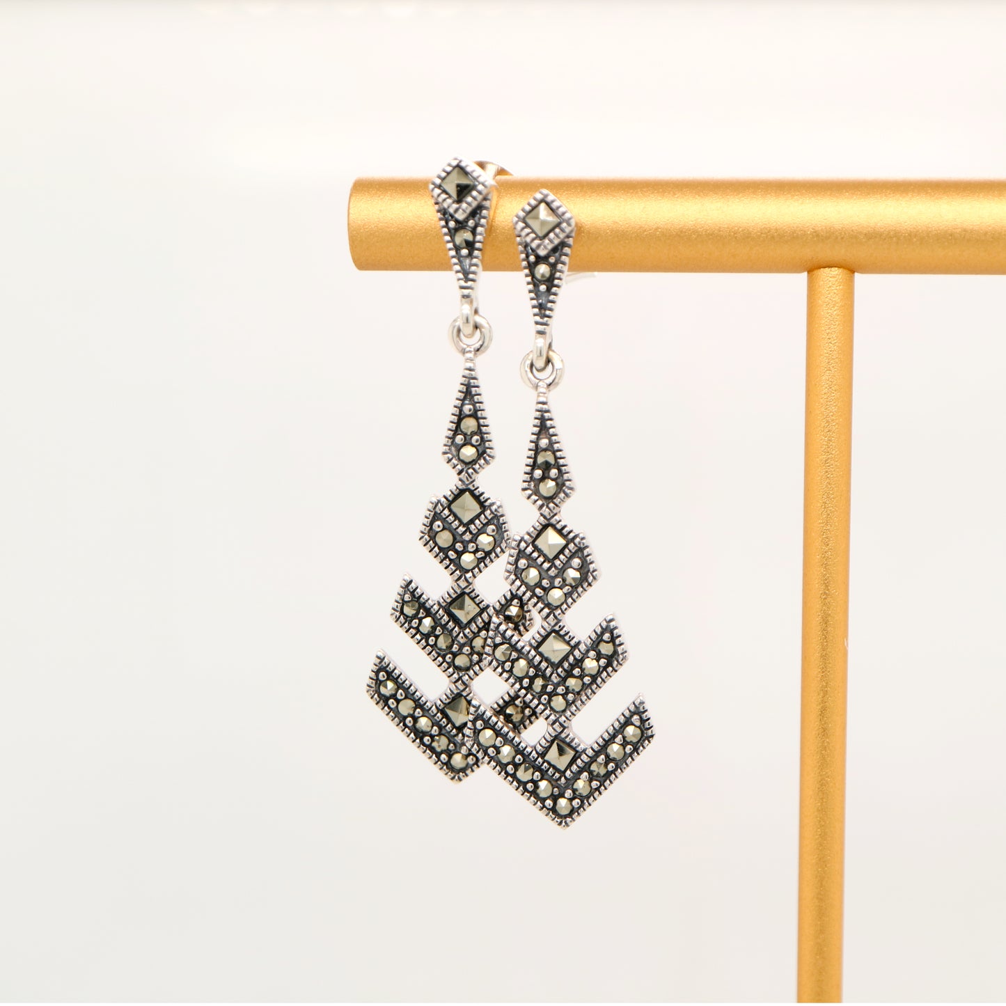 Art deco drop earrings in marcasite in sterling silver