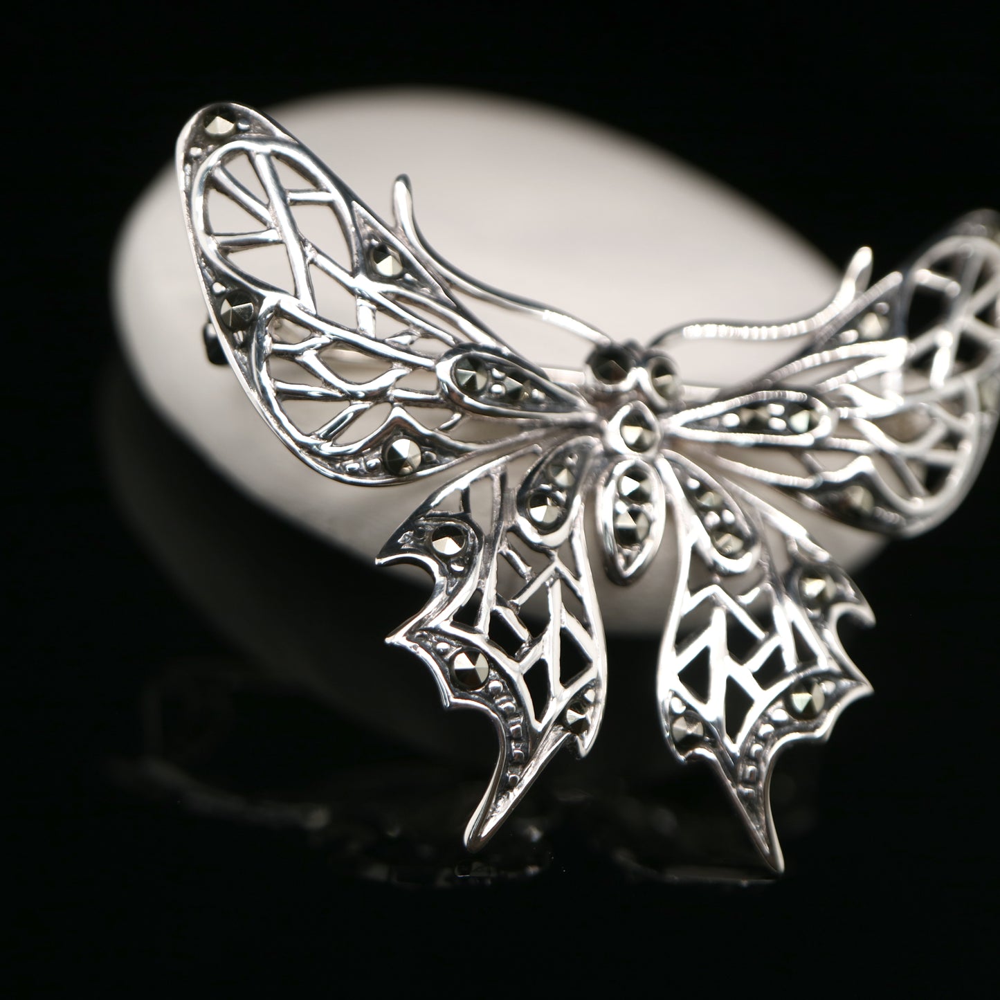 Butterfly brooch with marcasite in sterling silver
