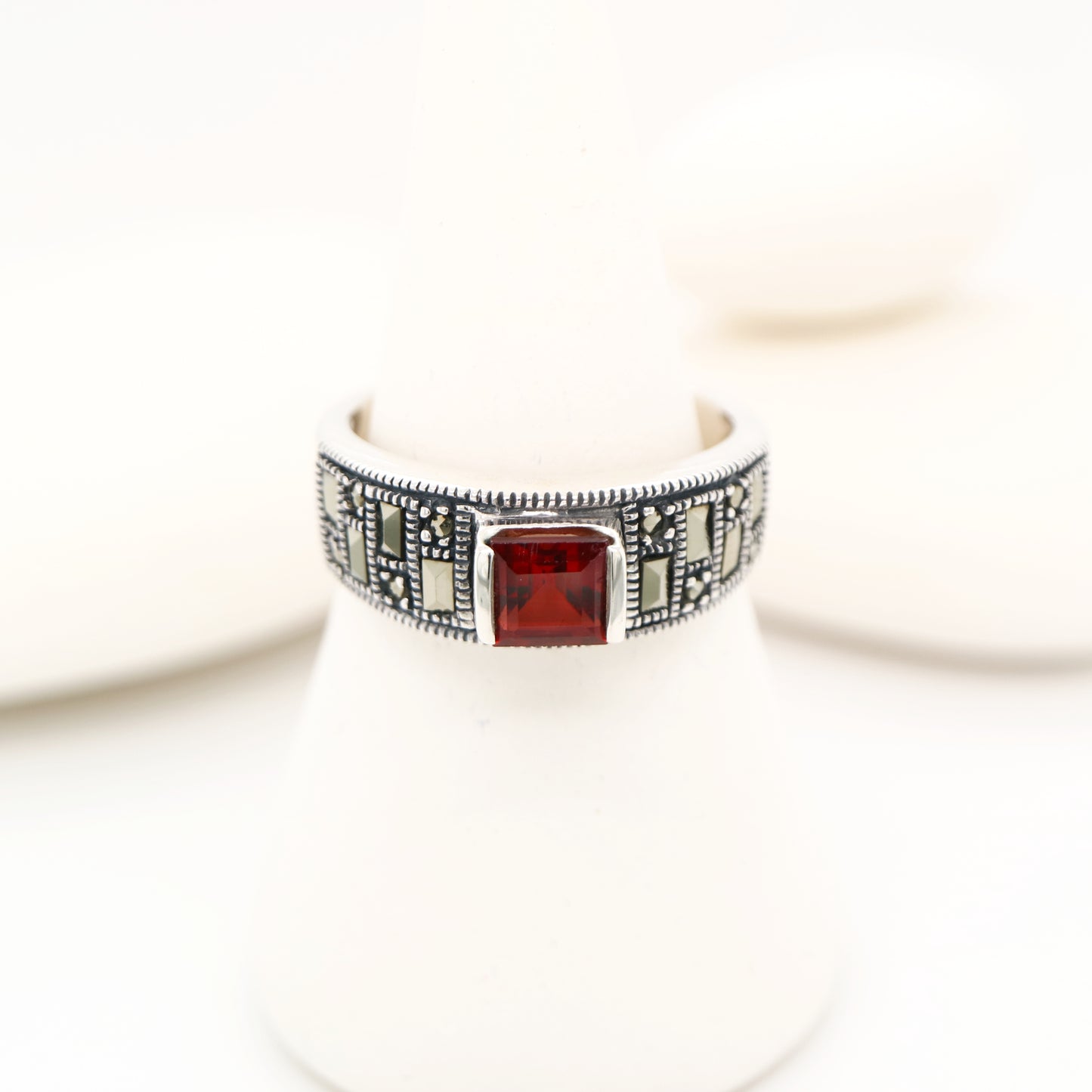 Marcasite band with garnet in sterling silver