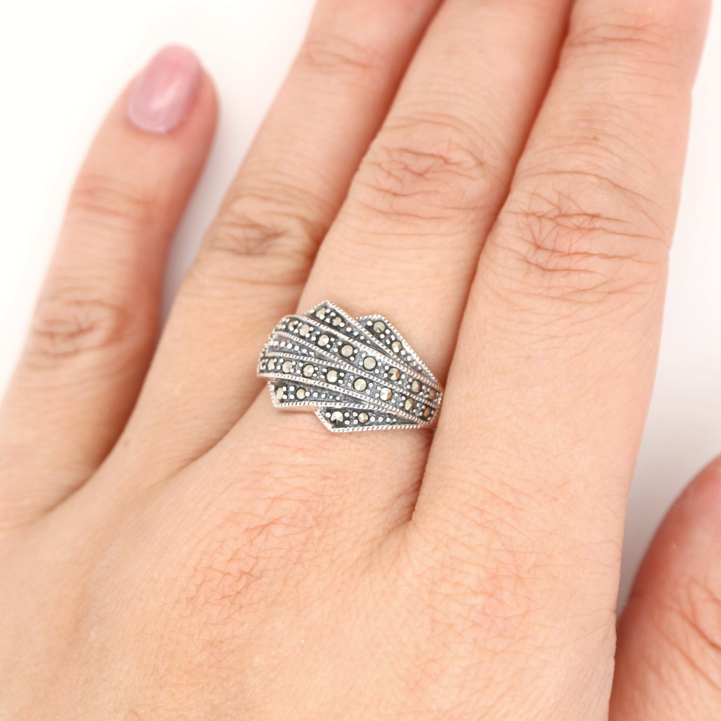 Marcasite fan ring in sterling silver