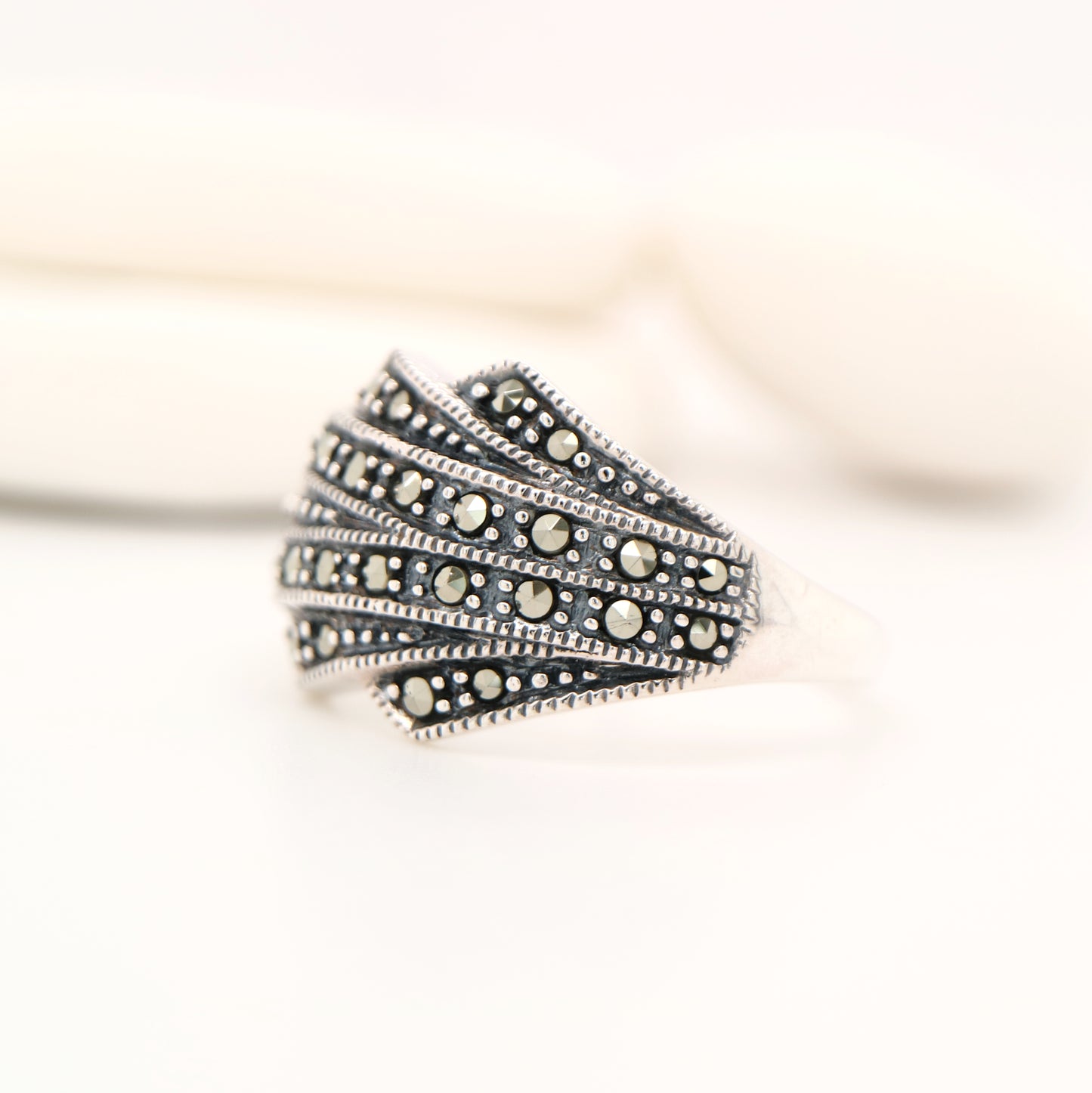 Marcasite fan ring in sterling silver