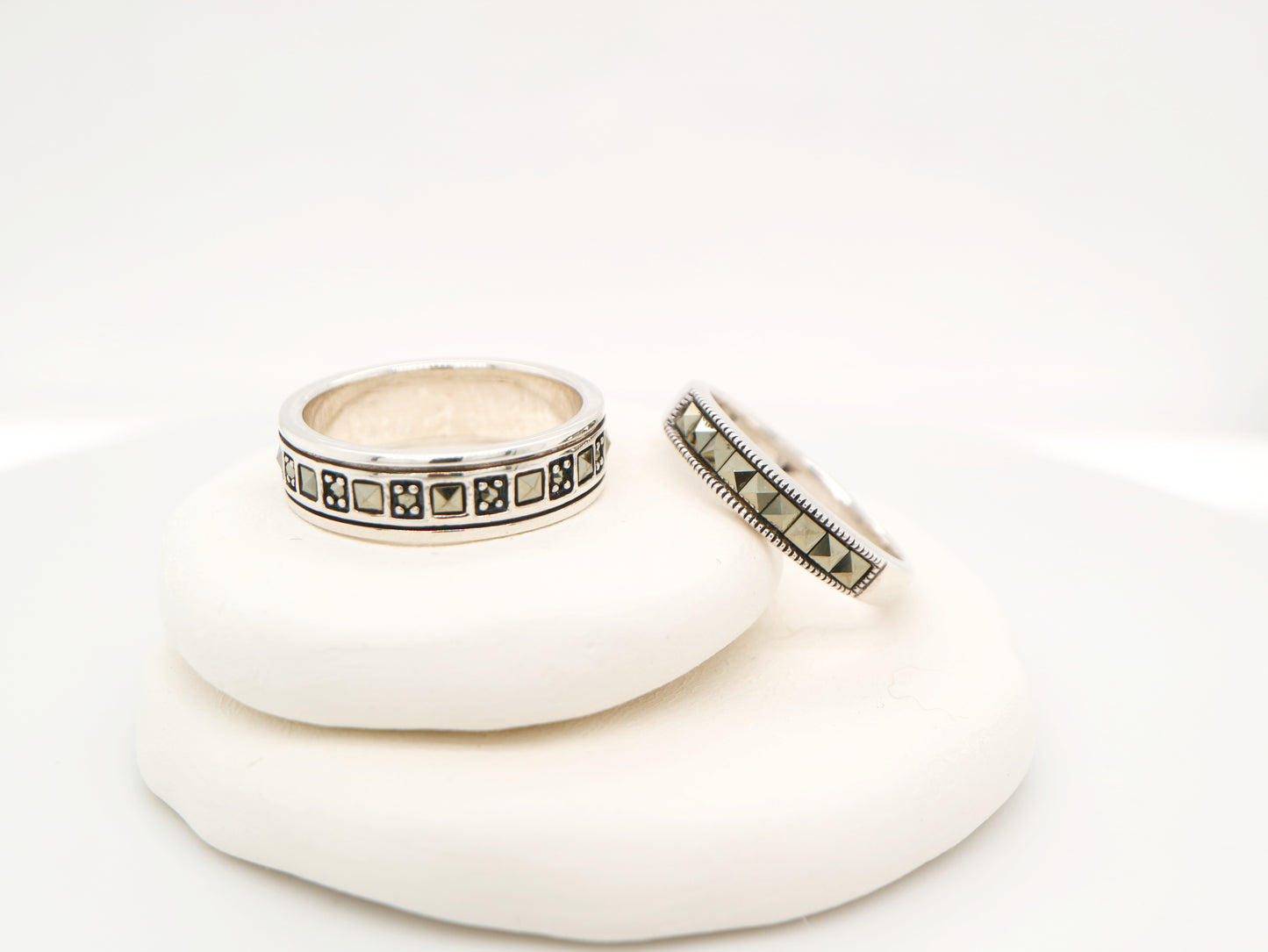 Alternating marcasite band in sterling silver