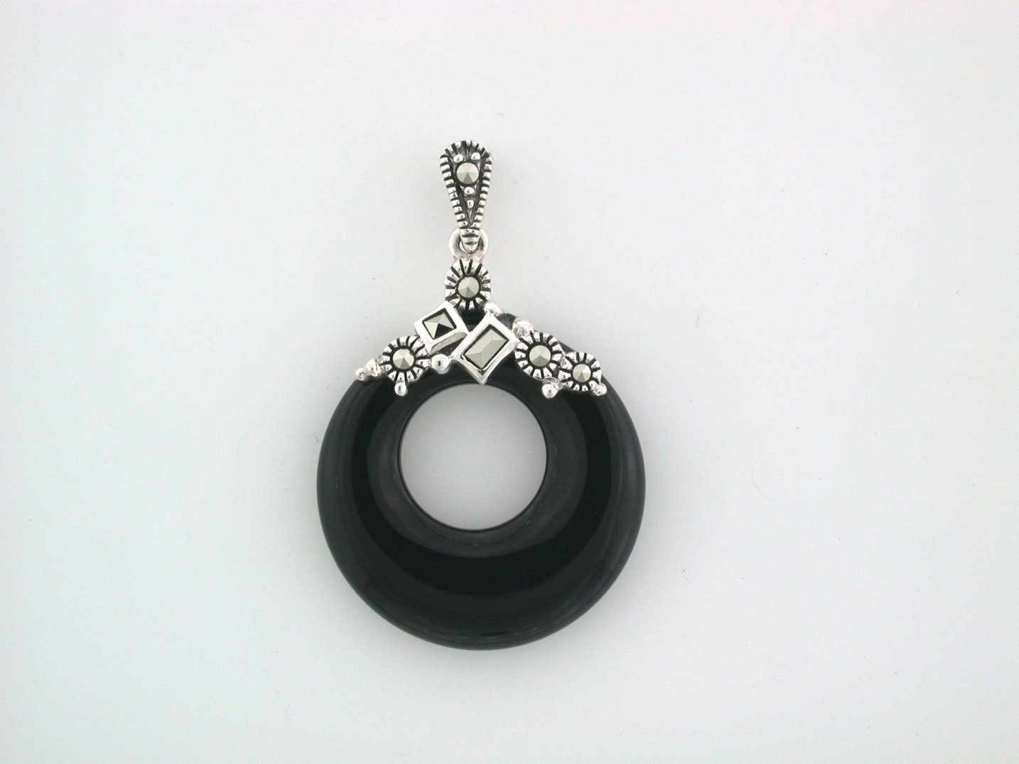 Onyx hoop pendant with marcasite in Sterling Silver