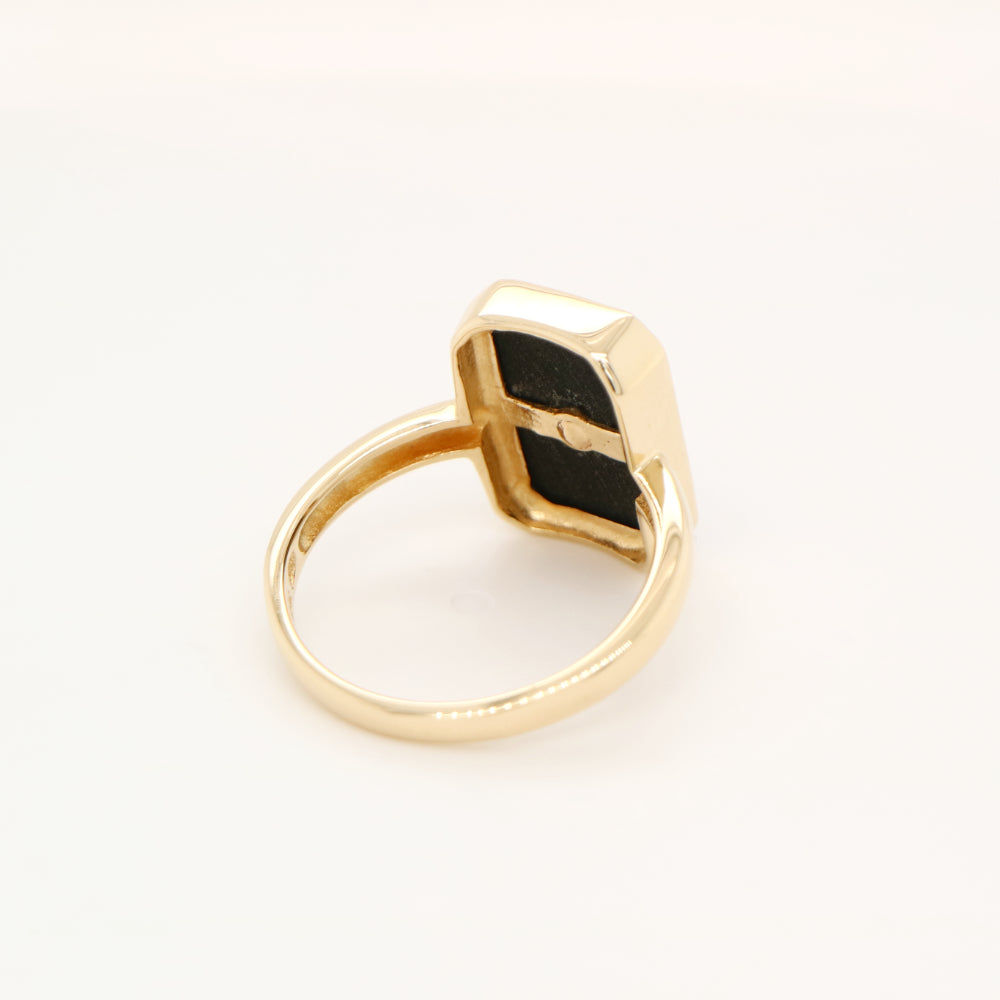 Art deco style ring in solid yellow gold, onyx and natural diamond (smaller face version)
