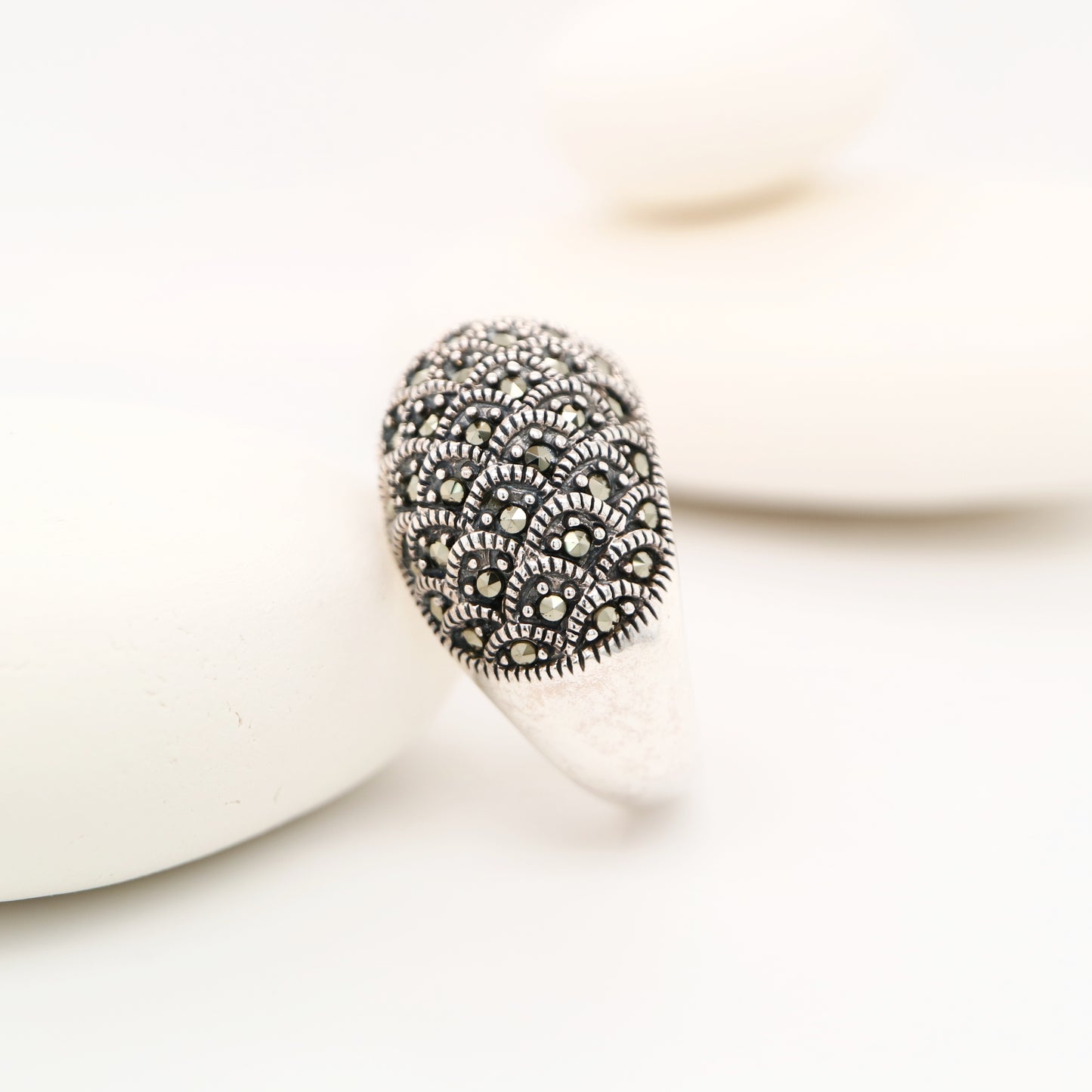 Scale pattern marcasite ring in sterling silver