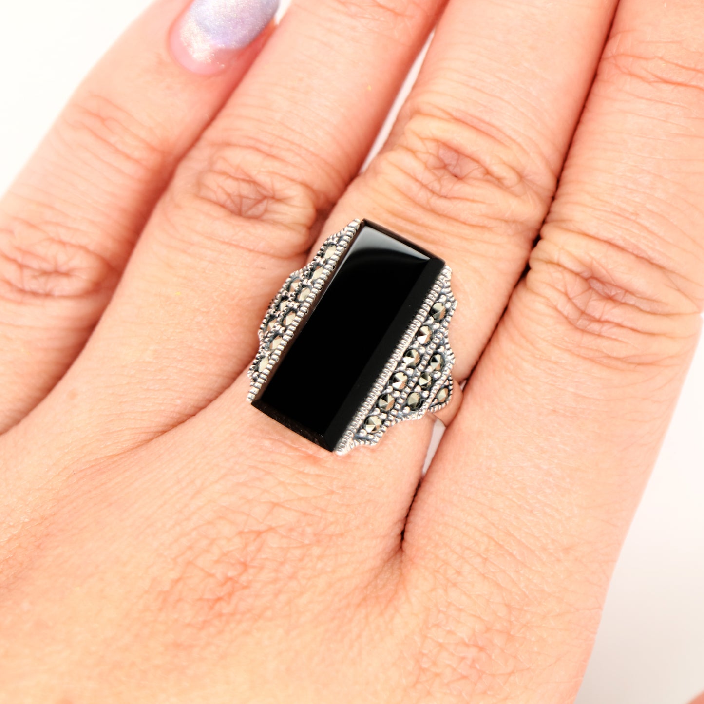 Art deco ring in black onyx, marcasite and sterling silver