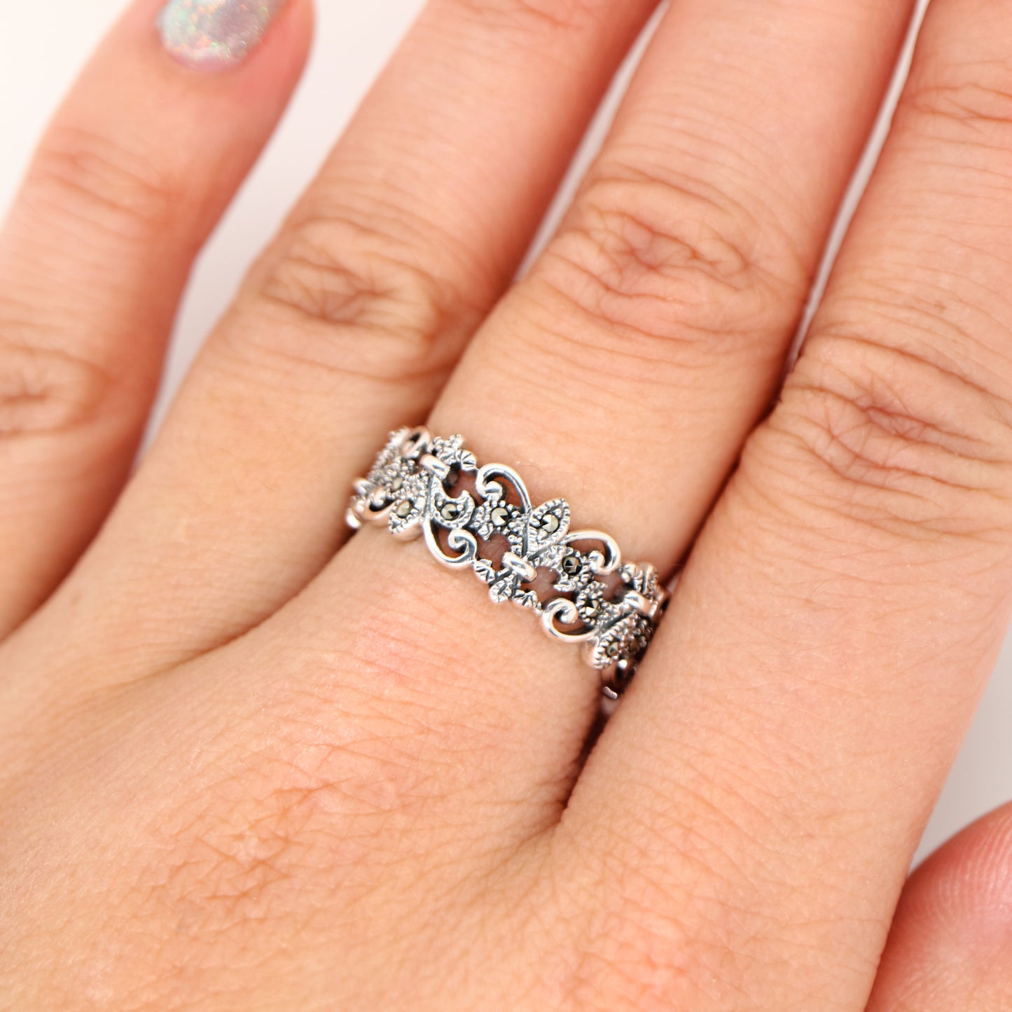 Fleur-de-lis ring in marcasite and sterling silver