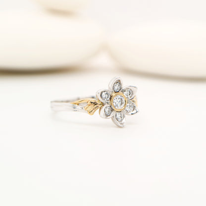 Aurelia Bloom diamond ring in yellow and white gold