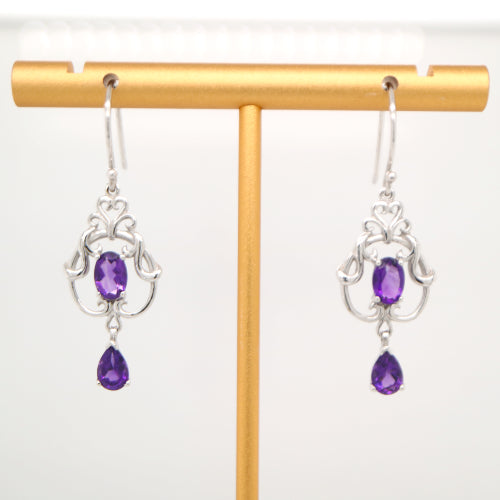Art nouveau style earrings with amethyst in 9k white gold