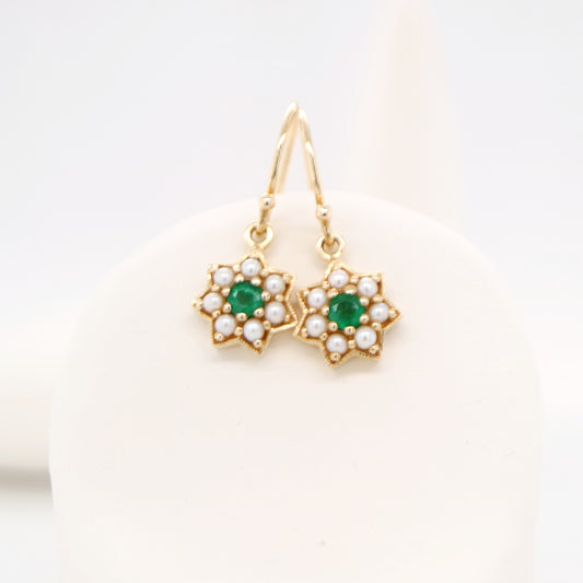 Star earring with Emerald and Pearl in 9k Yellow gold