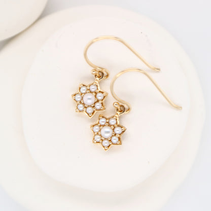 Star earring with Pearls in 9k Yellow gold