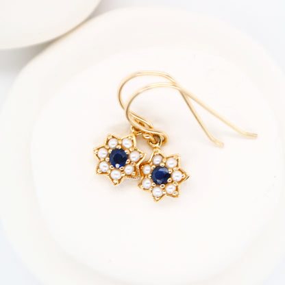 Star earring with Sapphire and Pearl in 9k Yellow gold