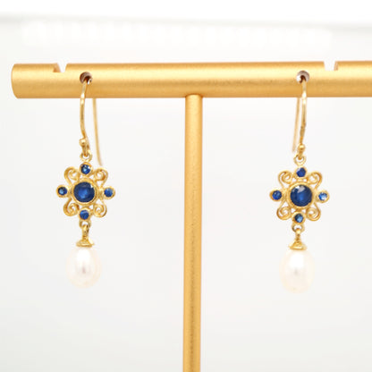 Floral Dangle earrings with Sapphire and pearl in Yellow gold