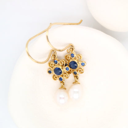 Floral Dangle earrings with Sapphire and pearl in Yellow gold