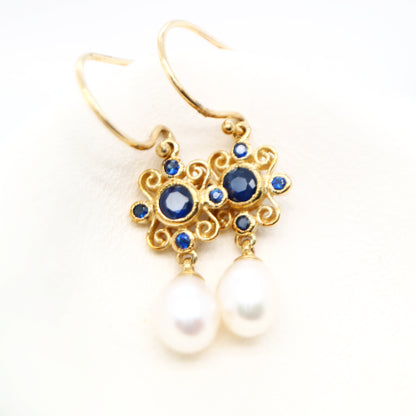 Floral Dangle earrings with Sapphire and pearl in Yellow gold