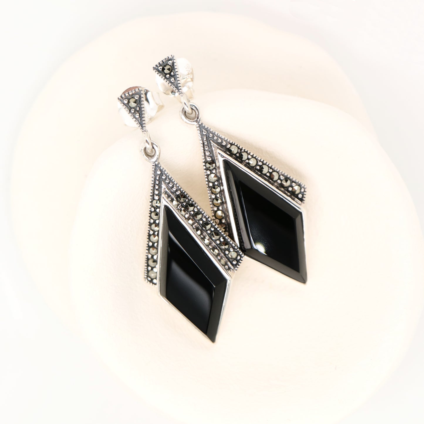 Art deco drop earrings in black onyx, marcasite in sterling silver