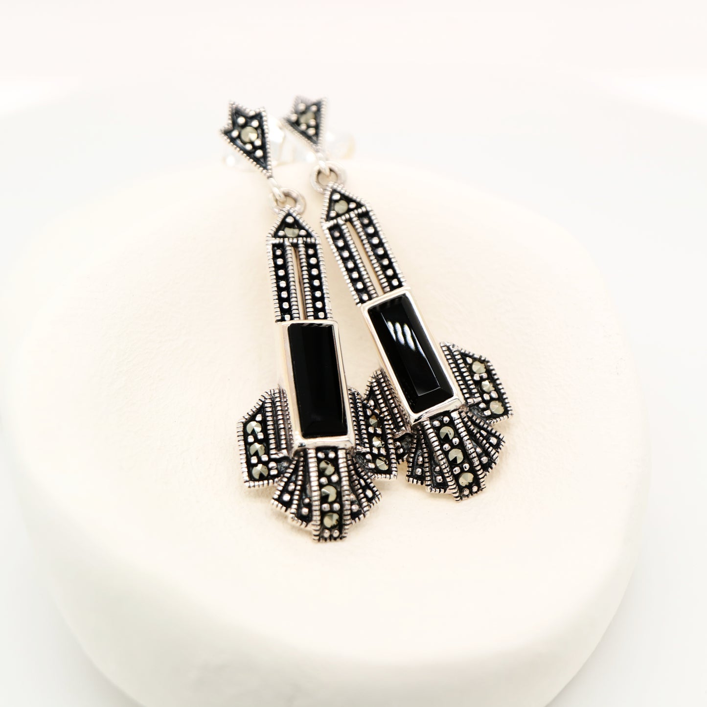 Art deco drop earrings in onyx and marcasite and sterling silver
