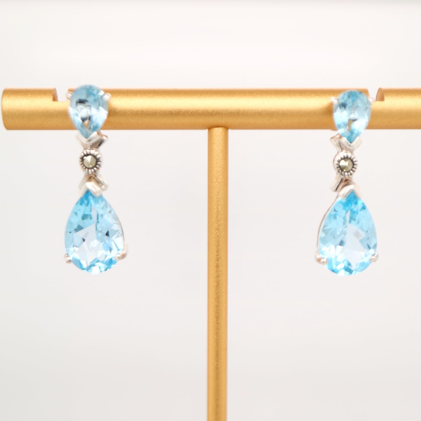 Blue topaz drop earrings in Sterling Silver