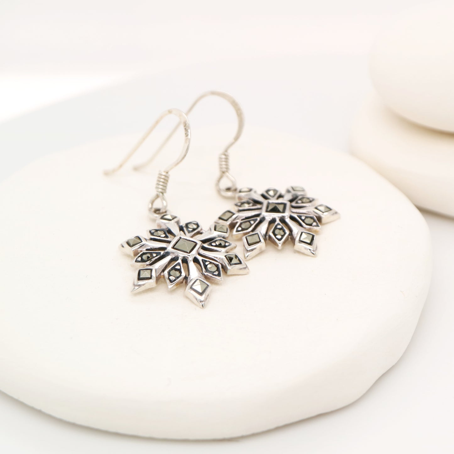 Snowflake earring with marcasite in sterling silver