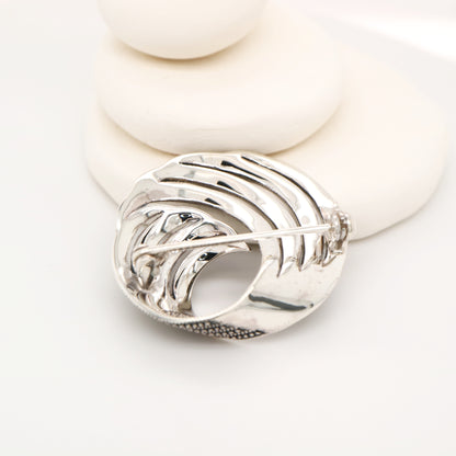 Multiband marcasite brooch in silver