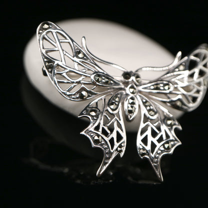 Butterfly brooch with marcasite in sterling silver