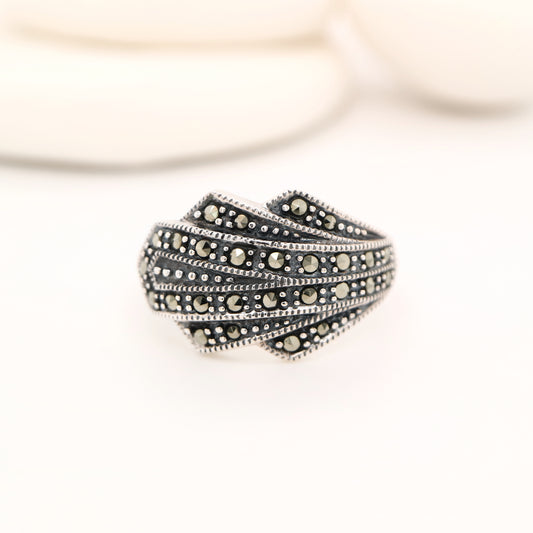 Marcasite fan ring in sterling silver