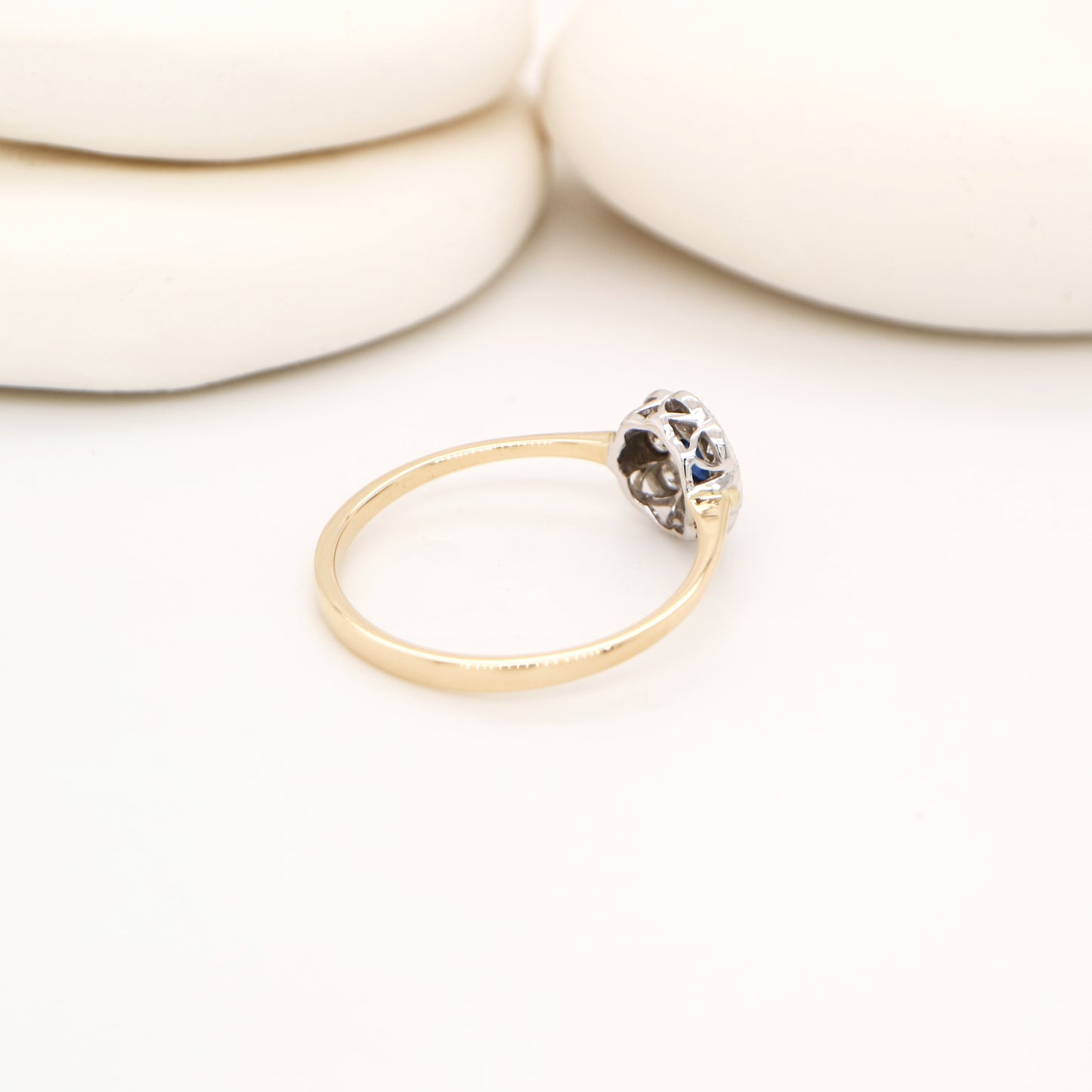 Dainty daisy ring with natural sapphire and diamond in 9k twin gold