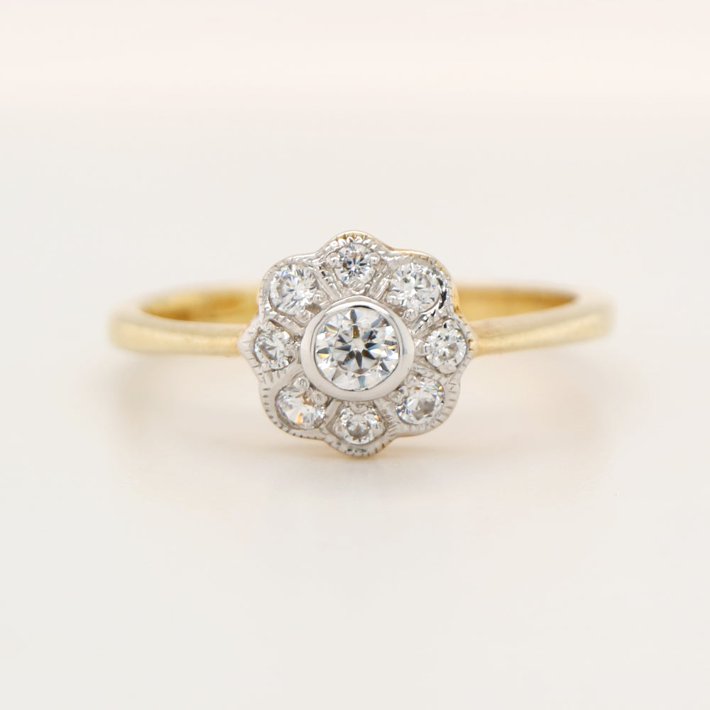 Daisy Natural diamond ring in twin color gold