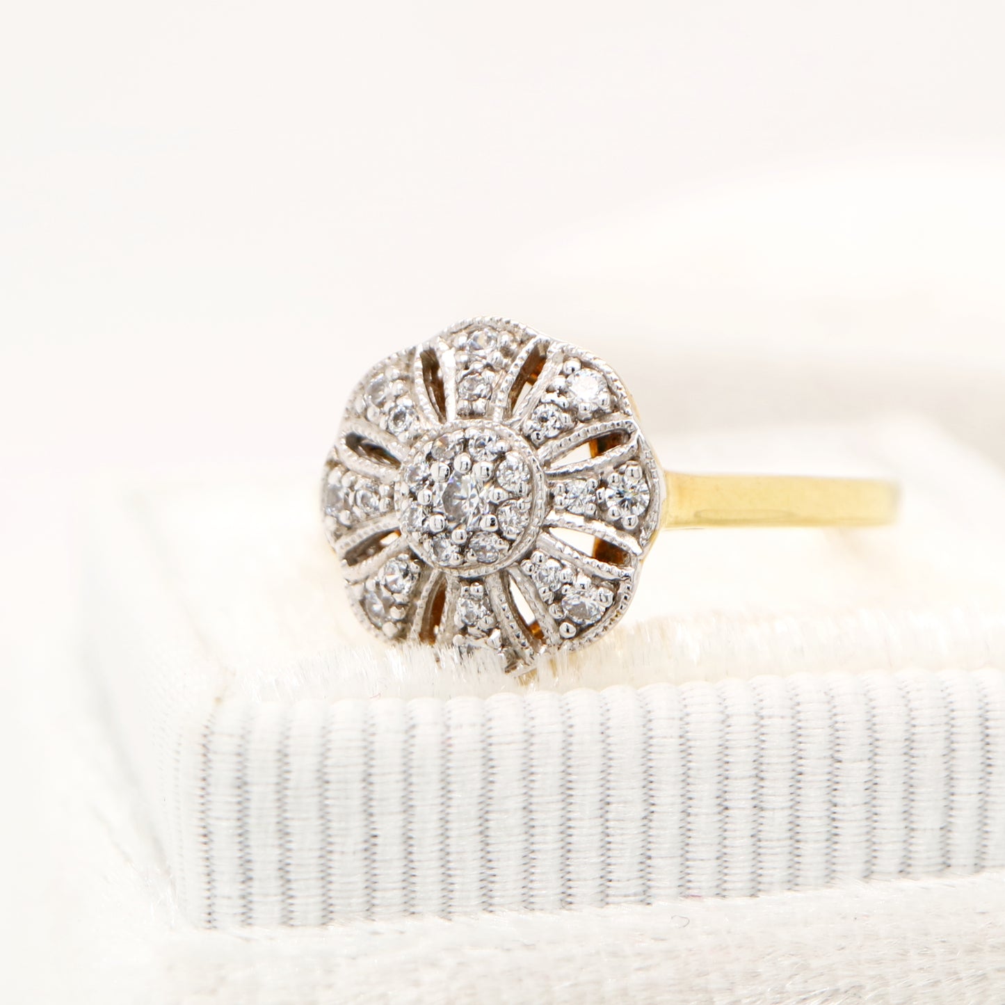 Round vintage art deco twin gold and natural diamond ring