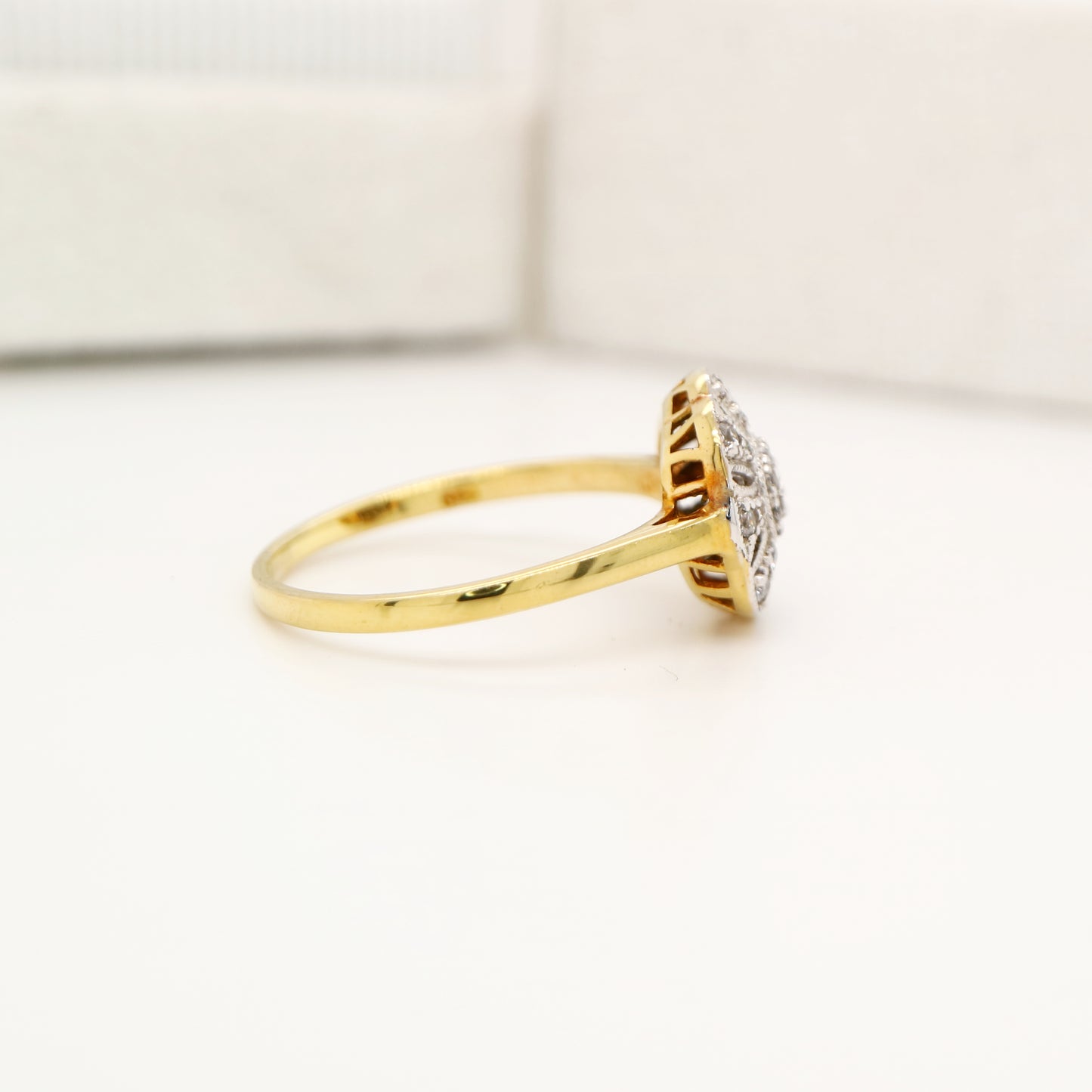 Round vintage art deco twin gold and natural diamond ring