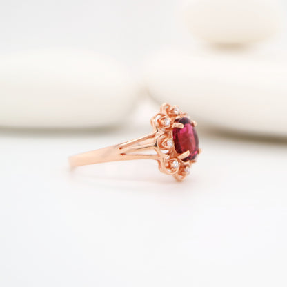Floral diamond ring with tourmaline center in rose gold, Size P