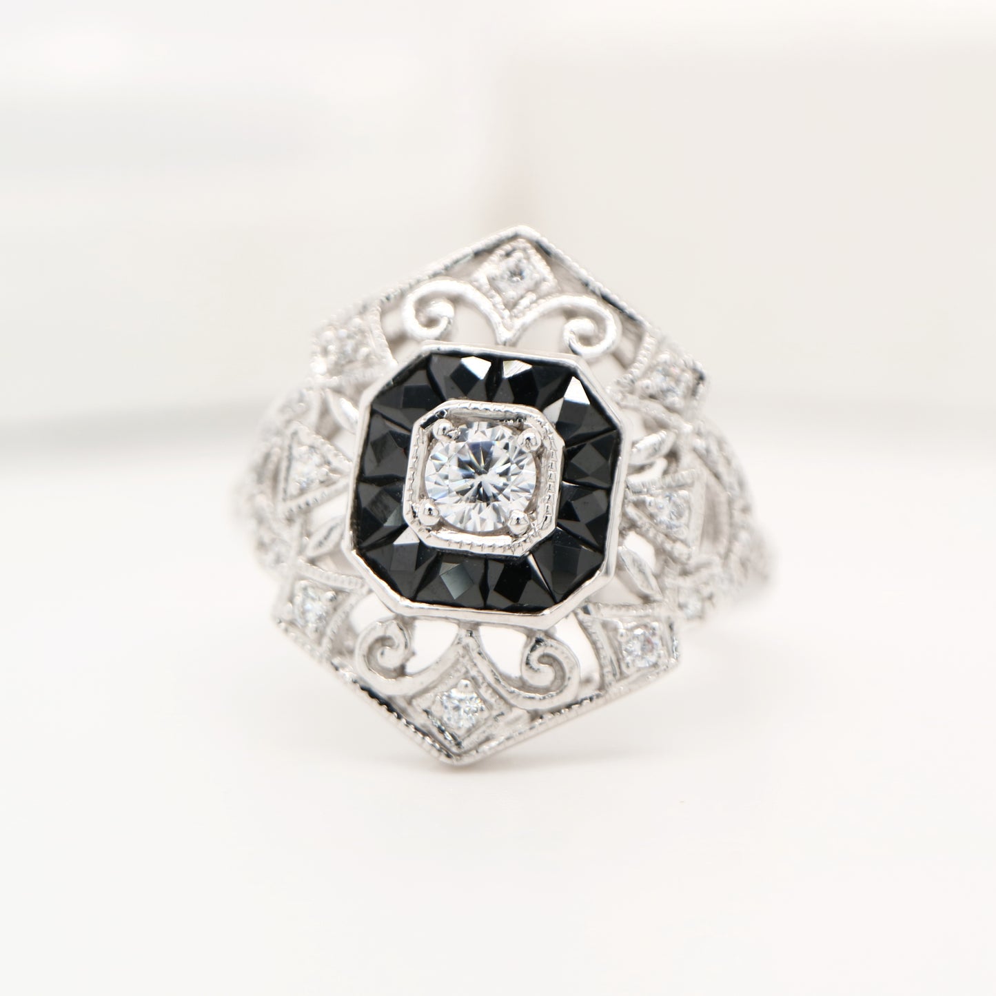 French cut onyx cocktail ring in white gold with diamond