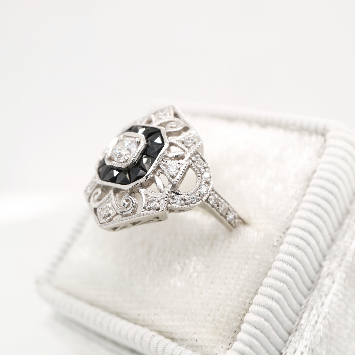 French cut onyx cocktail ring in white gold with diamond