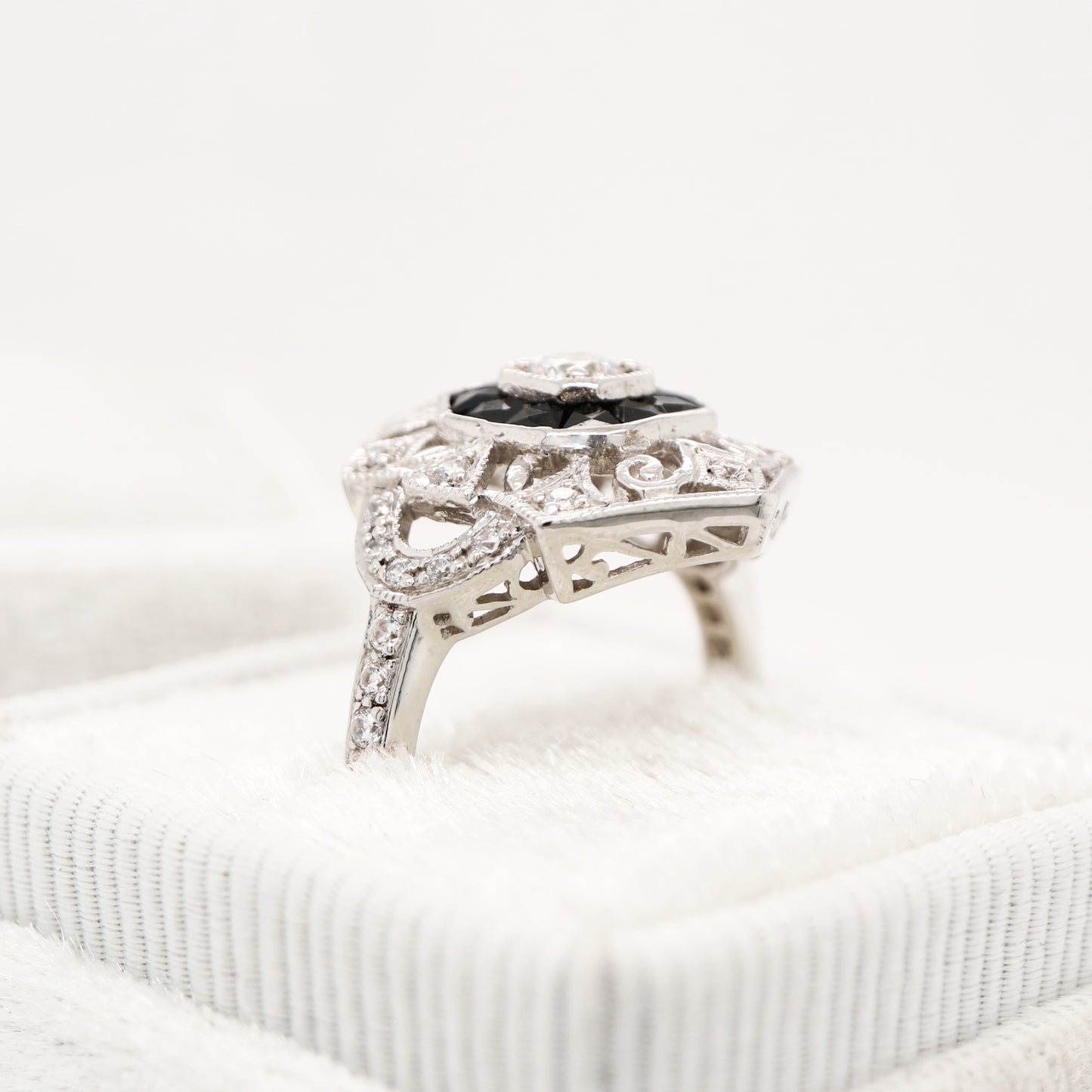 French cut onyx cocktail ring in white gold with diamond