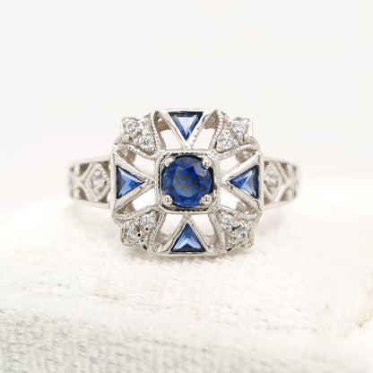 Vintage sapphire white gold ring with diamond