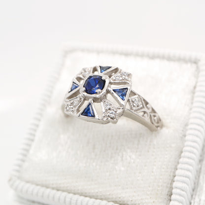 Vintage sapphire white gold ring with diamond