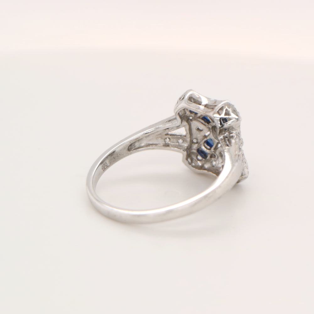 Art deco style white gold ring with sapphire and diamond