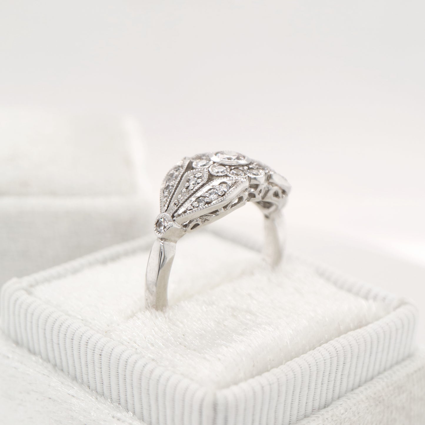 Flower and petal ring with CZ in Sterling Silver