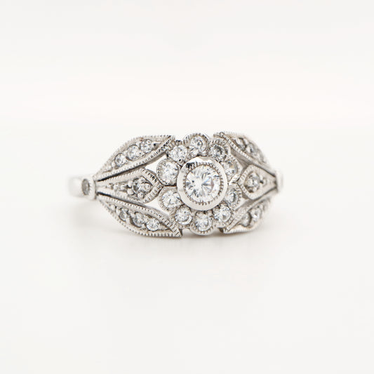 Flower and petal ring with CZ in Sterling Silver