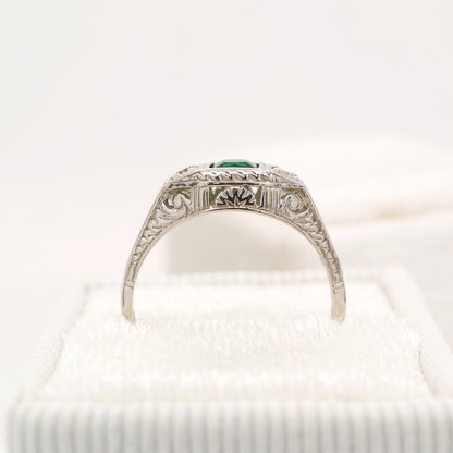 Art deco 9k white gold ring with center emerald and shoulder diamonds