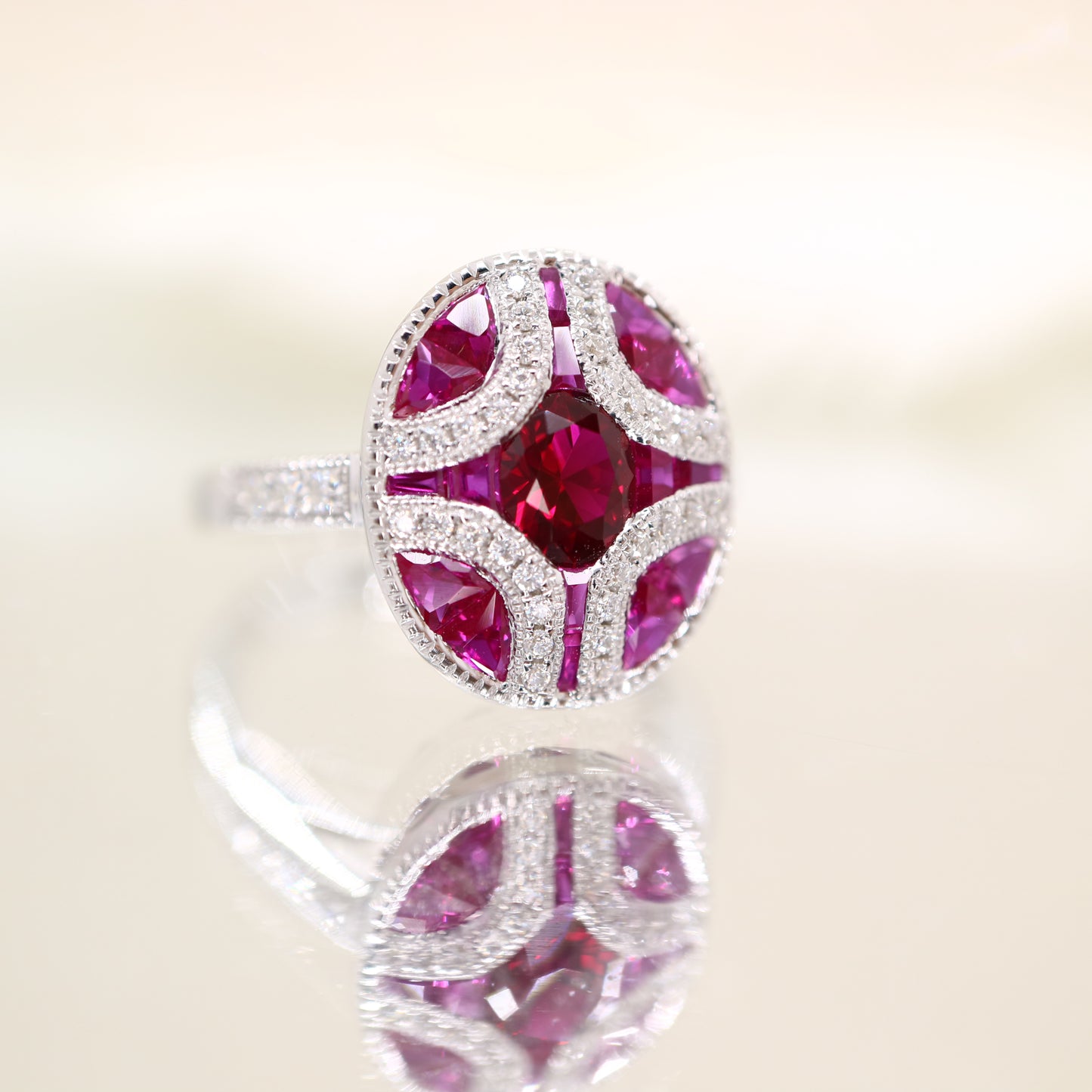 Art deco mystery set ring in white gold, ruby and diamond