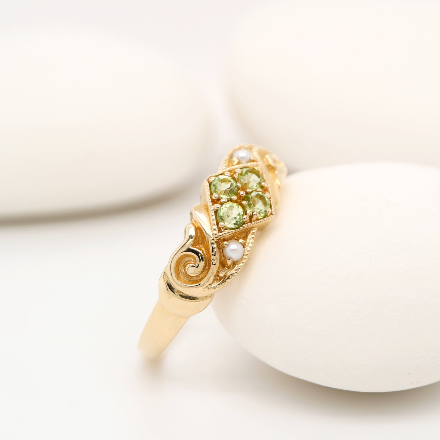 Gold, peridot and pearl cluster ring