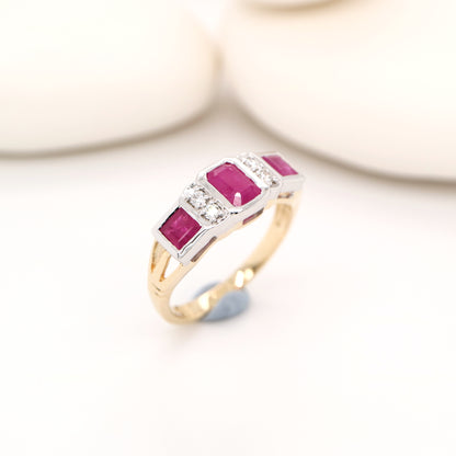 Art deco ring with ruby and diamond in twin gold