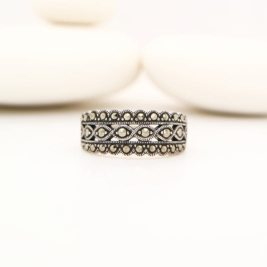 Scalloped edged marcasite ring in sterling silver