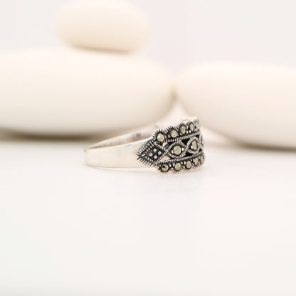Scalloped edged marcasite ring in sterling silver