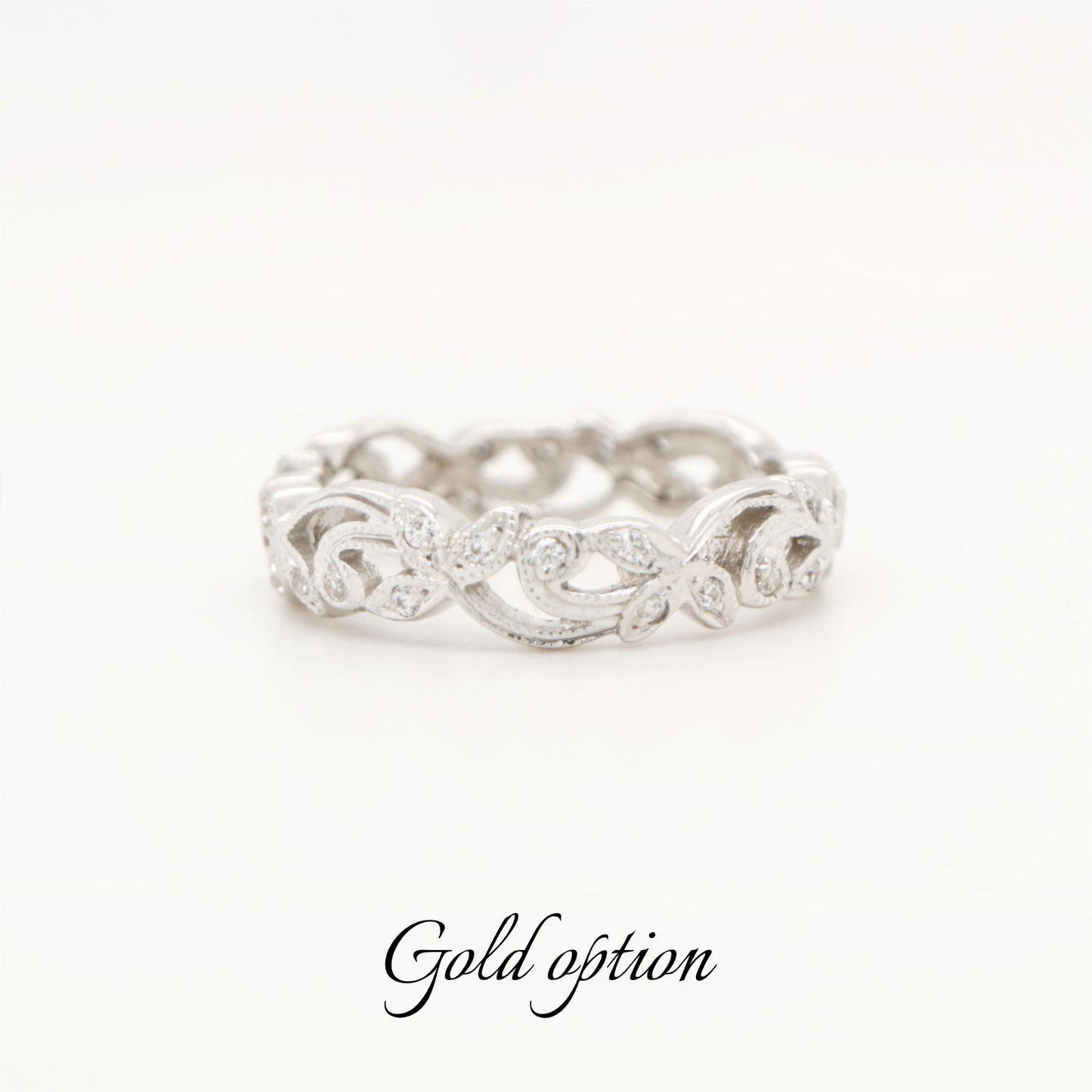 Eternity ring in white gold and diamond